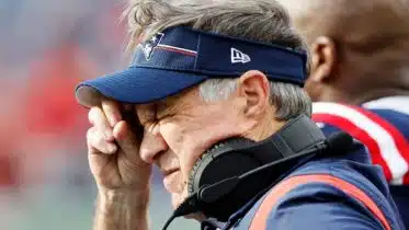 Even Bill Belichick can’t Geppetto New England’s wooden offense to life