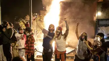 FLASHBACK: Tim Walz Let George Floyd Rioters Burn Minneapolis Before Calling in National Guard